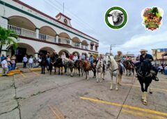 Gran ambiente en la cabalgata Playa Vicente 2026