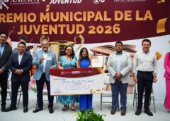 Xalapa cierra el Mes de la Juventud reconociendo a sus jóvenes