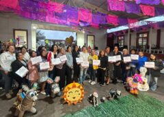 Concluyen talleres de cartonería creativa y piñatas en Xalapa